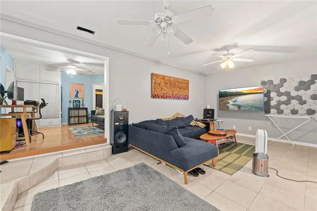 531 W Palmer, Compton, CA 90220