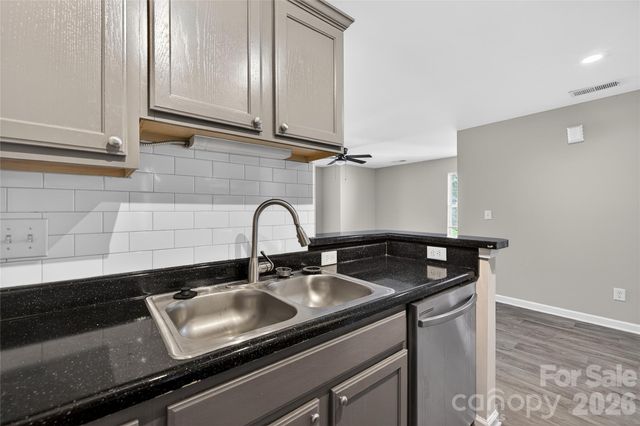 8124 Tremaine Court, Charlotte, NC 28227