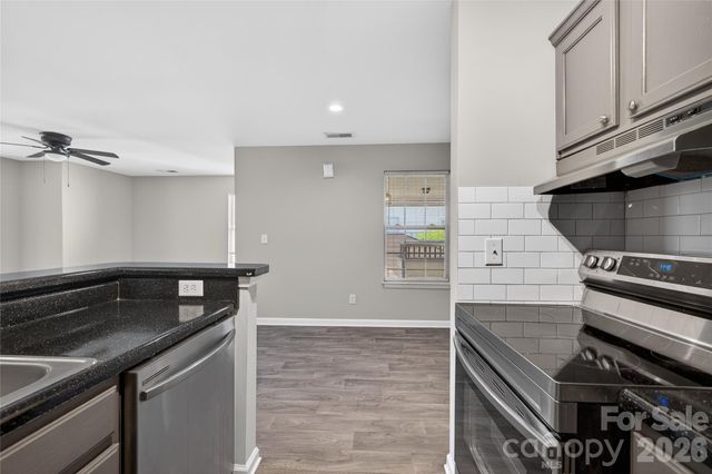 8124 Tremaine Court, Charlotte, NC 28227