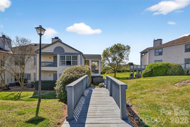 8124 Tremaine Court, Charlotte, NC 28227