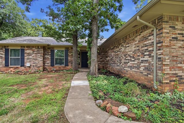 3620 W Charter Oak Road, Edmond, OK 73034