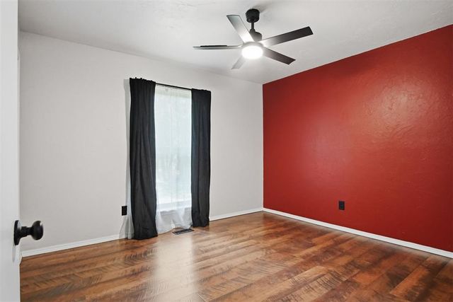 3620 W Charter Oak Road, Edmond, OK 73034