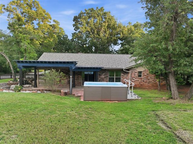 3620 W Charter Oak Road, Edmond, OK 73034