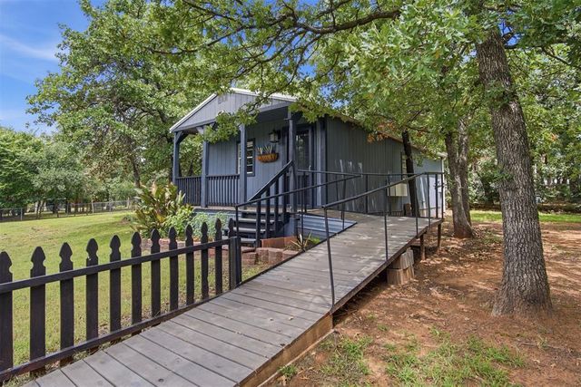 3620 W Charter Oak Road, Edmond, OK 73034