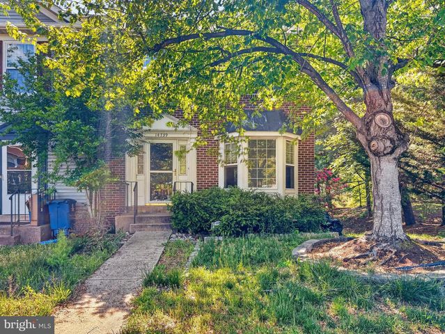 14739 FLOWER HILL DR, Centreville, VA 20120