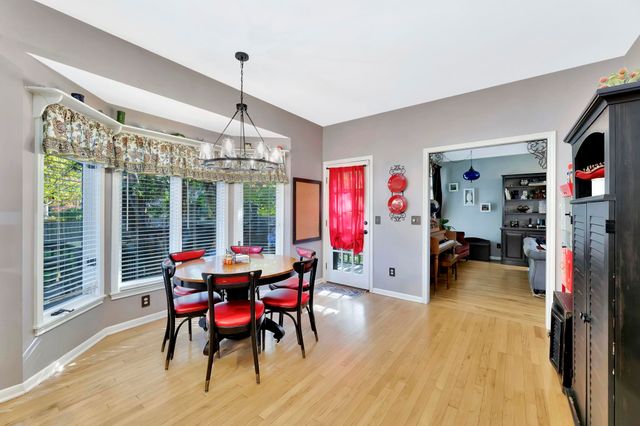 2406 N Cranbrook St, Wichita, KS 67226