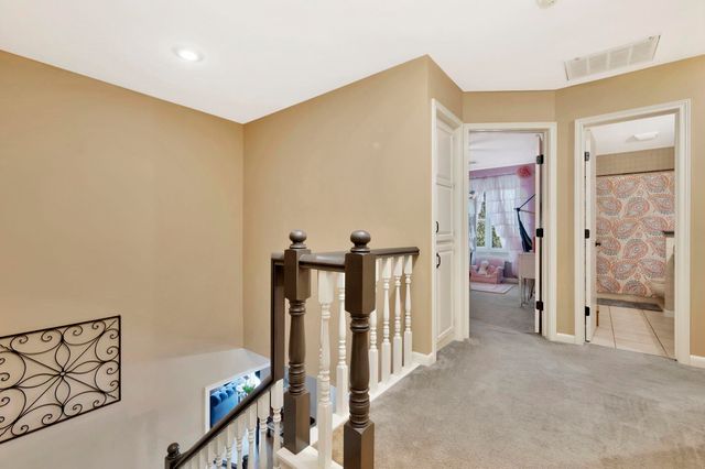 2406 N Cranbrook St, Wichita, KS 67226