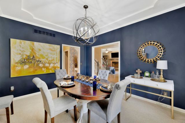 2406 N Cranbrook St, Wichita, KS 67226