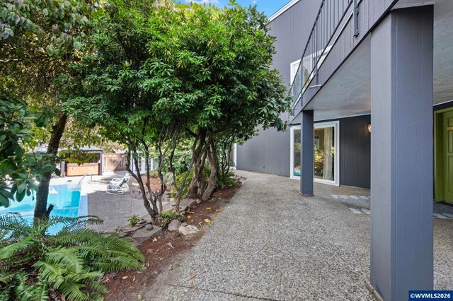 712 Mimosa St S, Salem, OR 97302