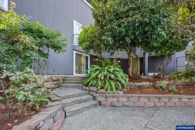 712 Mimosa St S, Salem, OR 97302