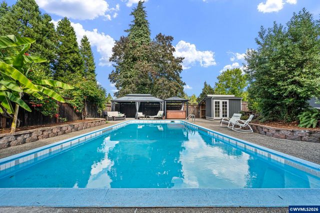 712 Mimosa St S, Salem, OR 97302