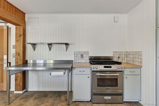 300 W Cleveland Street, Lafayette, CO 80026