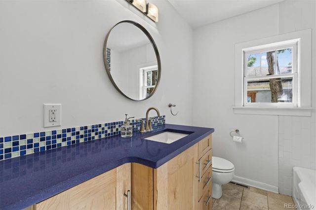 300 W Cleveland Street, Lafayette, CO 80026