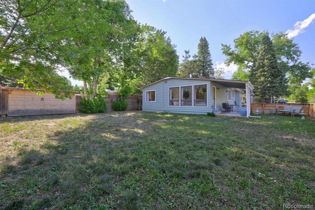 300 W Cleveland Street, Lafayette, CO 80026