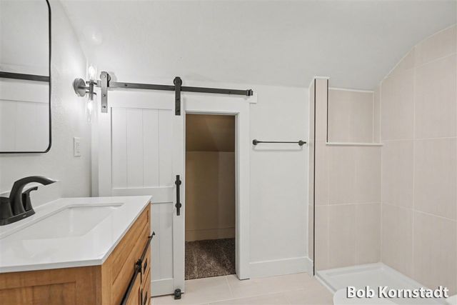 319 N Rowe Street, Ludington, MI 49431