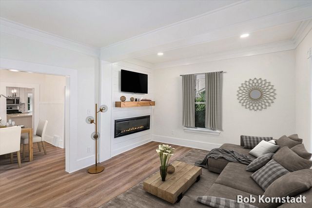 319 N Rowe Street, Ludington, MI 49431