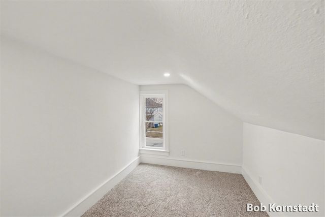 319 N Rowe Street, Ludington, MI 49431