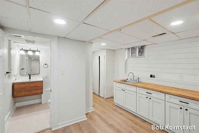 319 N Rowe Street, Ludington, MI 49431