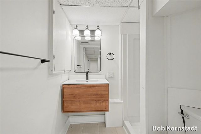 319 N Rowe Street, Ludington, MI 49431