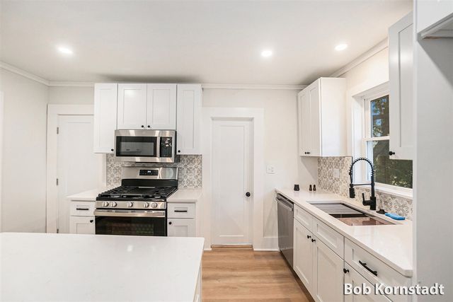 319 N Rowe Street, Ludington, MI 49431