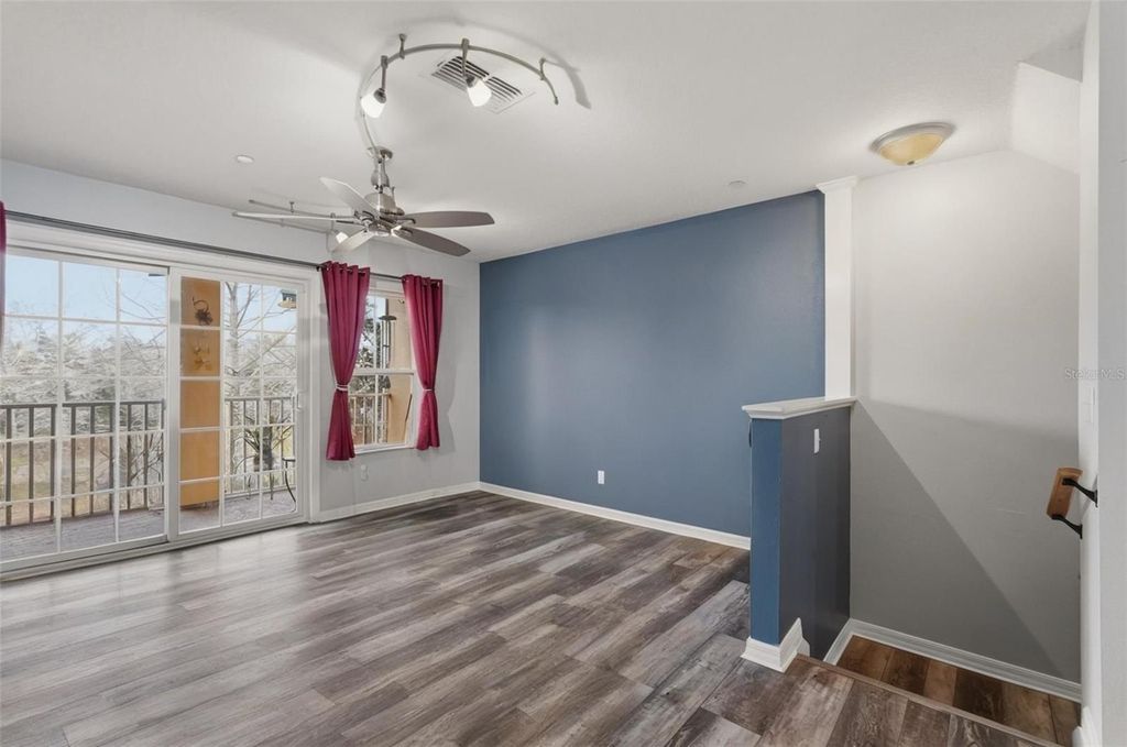 Image 13 of property listing at 9024 WHITE SAGE LOOP 37, Lakewood Ranch, FL 34202