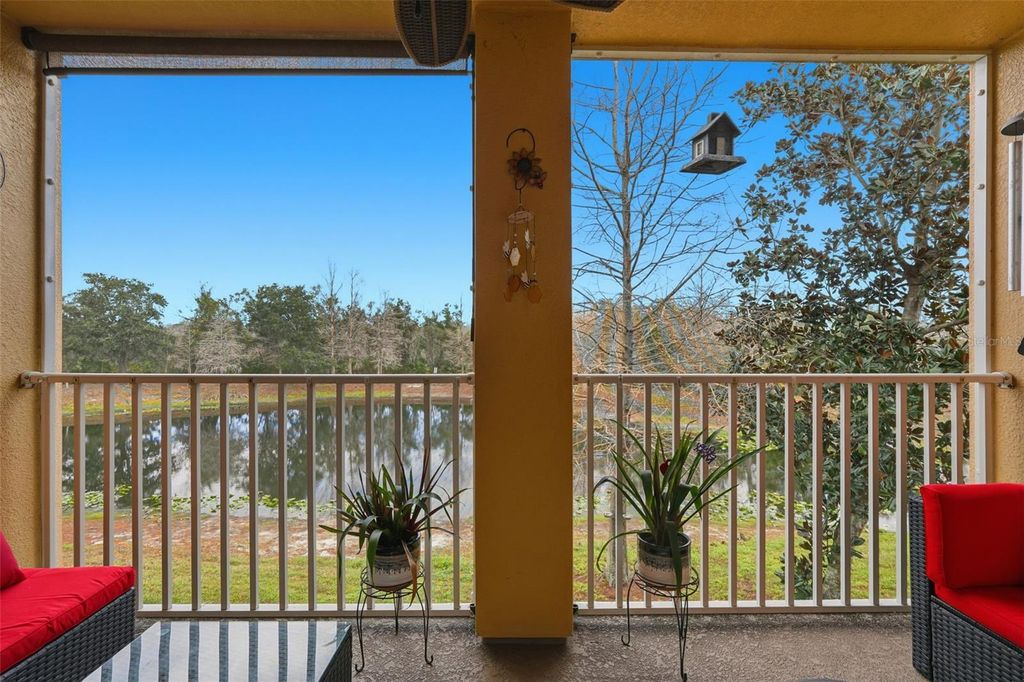 Image 23 of property listing at 9024 WHITE SAGE LOOP 37, Lakewood Ranch, FL 34202