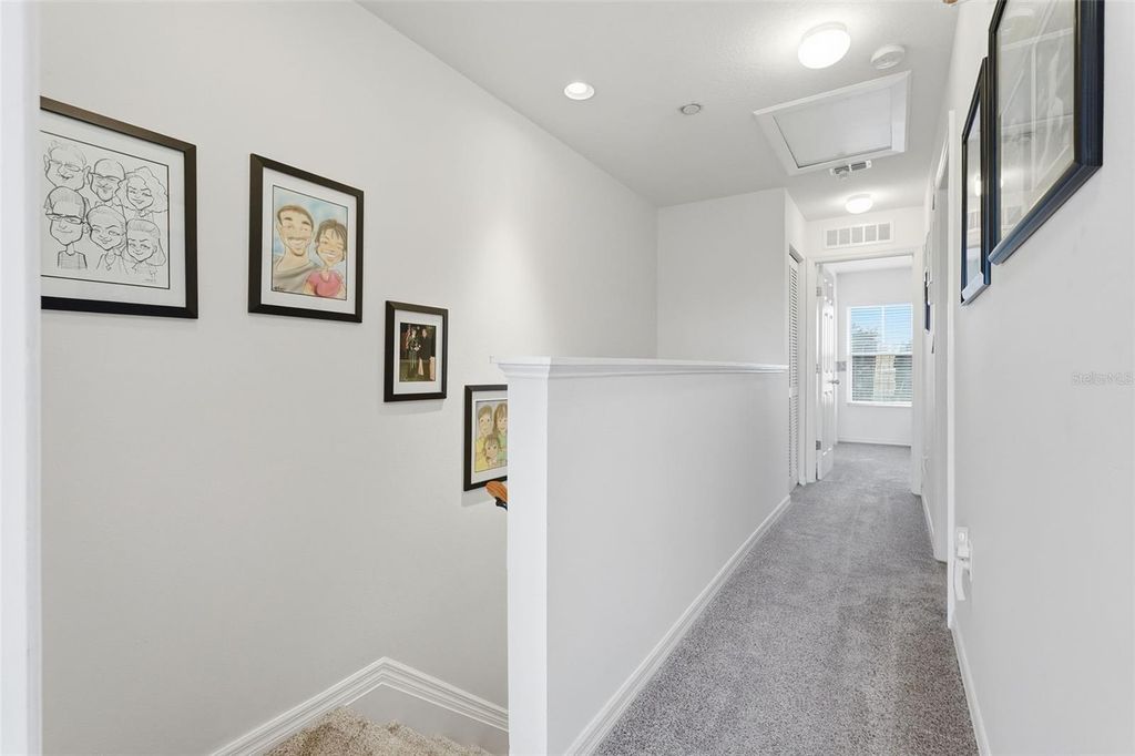 Image 36 of property listing at 9024 WHITE SAGE LOOP 37, Lakewood Ranch, FL 34202