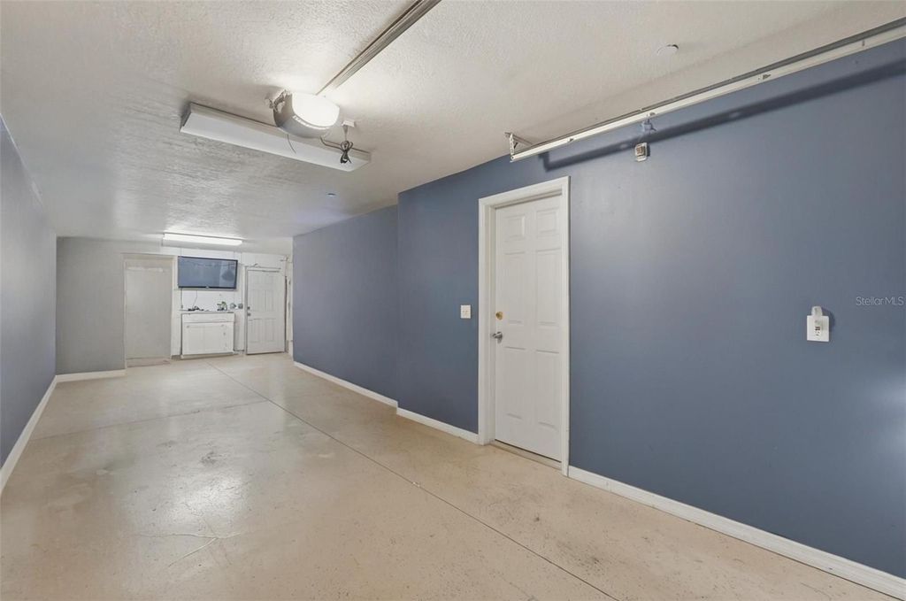 Image 50 of property listing at 9024 WHITE SAGE LOOP 37, Lakewood Ranch, FL 34202