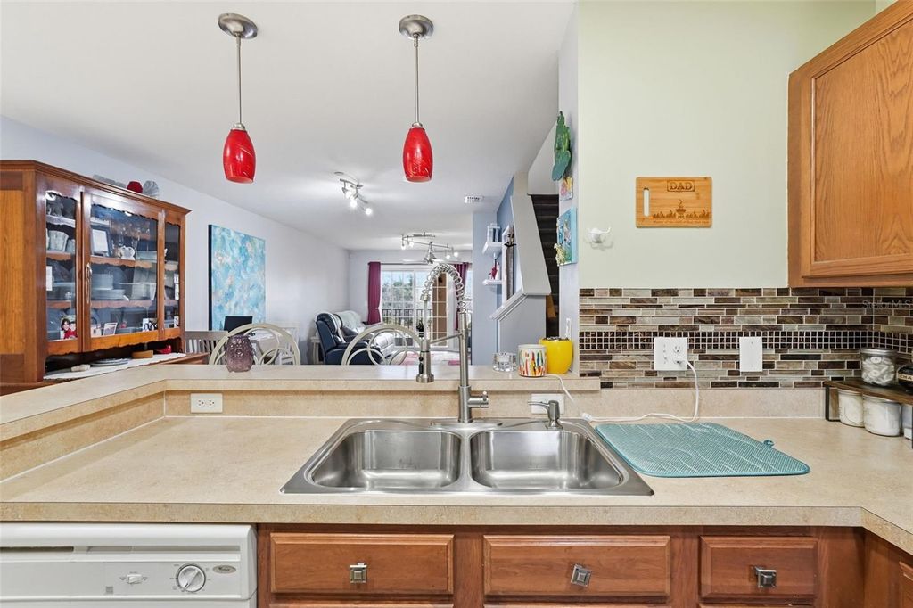 Image 9 of property listing at 9024 WHITE SAGE LOOP 37, Lakewood Ranch, FL 34202