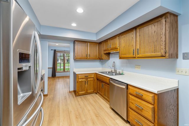 1401 Davidson Court, Auburn, IN 46706