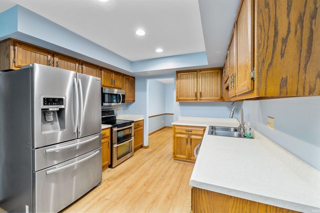 1401 Davidson Court, Auburn, IN 46706