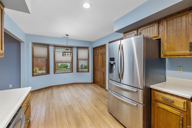 1401 Davidson Court, Auburn, IN 46706