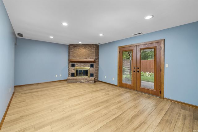 1401 Davidson Court, Auburn, IN 46706