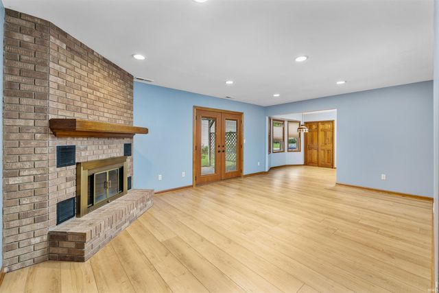 1401 Davidson Court, Auburn, IN 46706