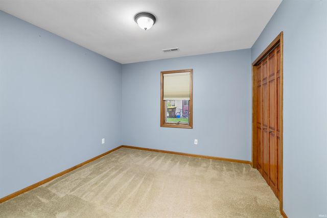 1401 Davidson Court, Auburn, IN 46706