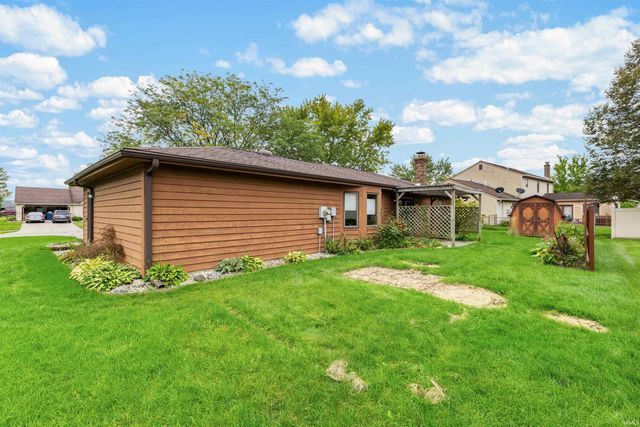 1401 Davidson Court, Auburn, IN 46706