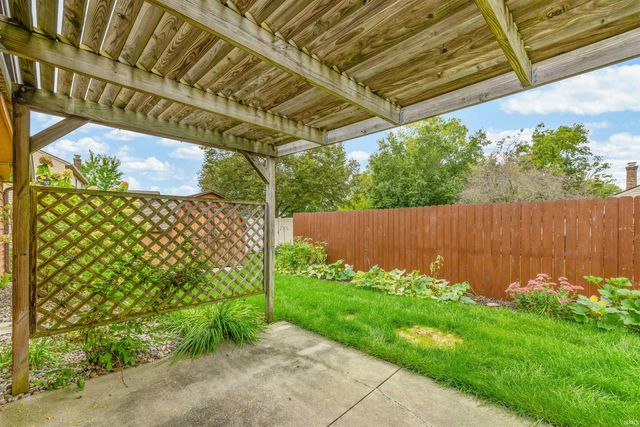 1401 Davidson Court, Auburn, IN 46706