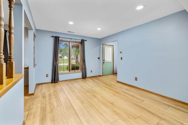 1401 Davidson Court, Auburn, IN 46706