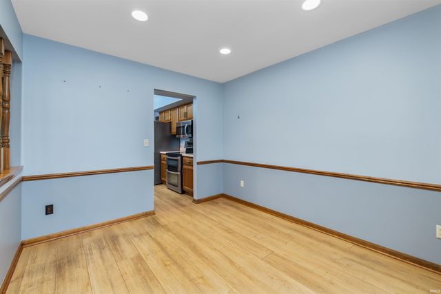 1401 Davidson Court, Auburn, IN 46706