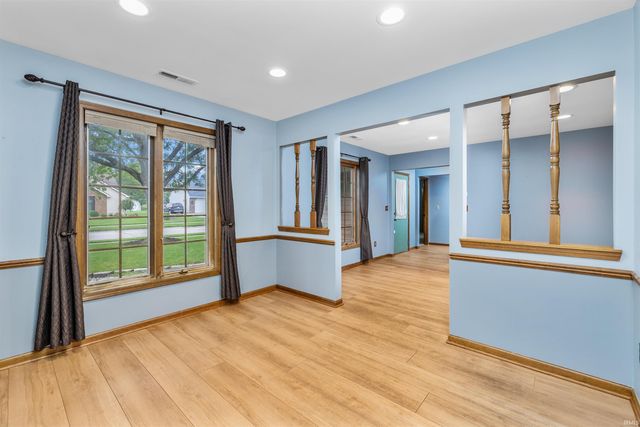 1401 Davidson Court, Auburn, IN 46706