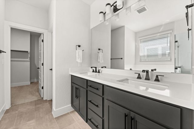 8512 McKamy DR, Austin, TX 78744