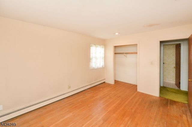5 Dorothy St, Fair Lawn Boro, NJ 07410