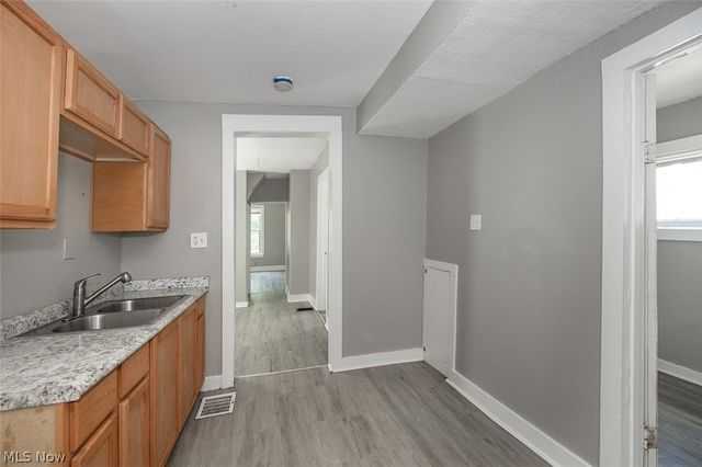 2177 W 81st Street, Cleveland, OH 44102