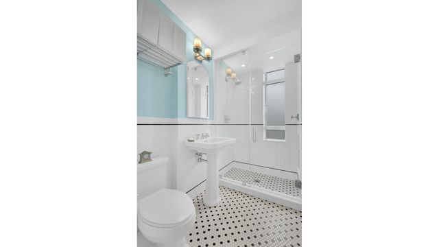 25 Central Park W Apt 12S, New York City, NY 10023