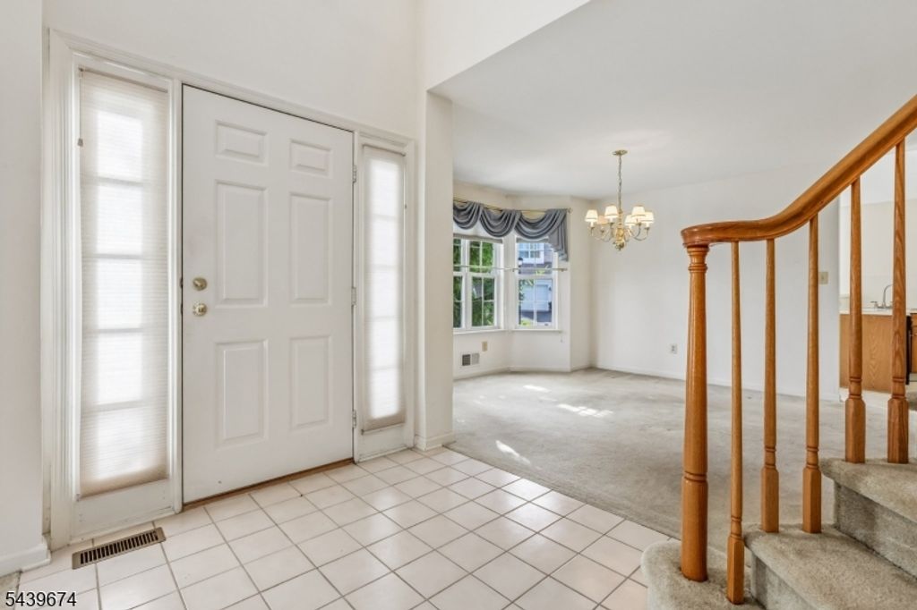 60 Woodmont Dr, Randolph Twp., NJ 07869 — photo 5