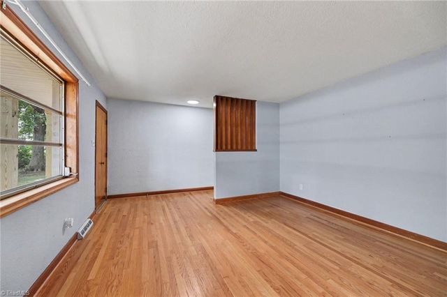 1514 Teague Lane, Kernersville, NC 27284