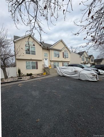 83 3rd Avenue, Bay Shore, NY 11706