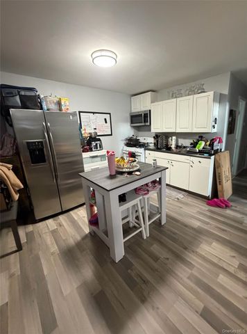 83 3rd Avenue, Bay Shore, NY 11706