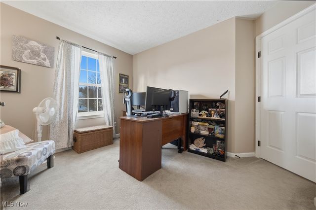 1906 Northgate Circle, Akron, OH 44320