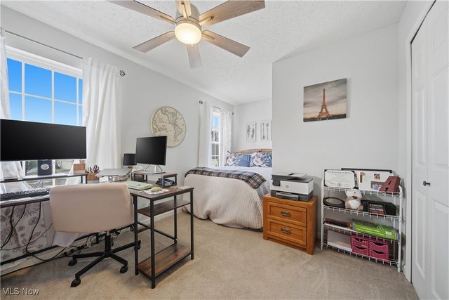 1906 Northgate Circle, Akron, OH 44320